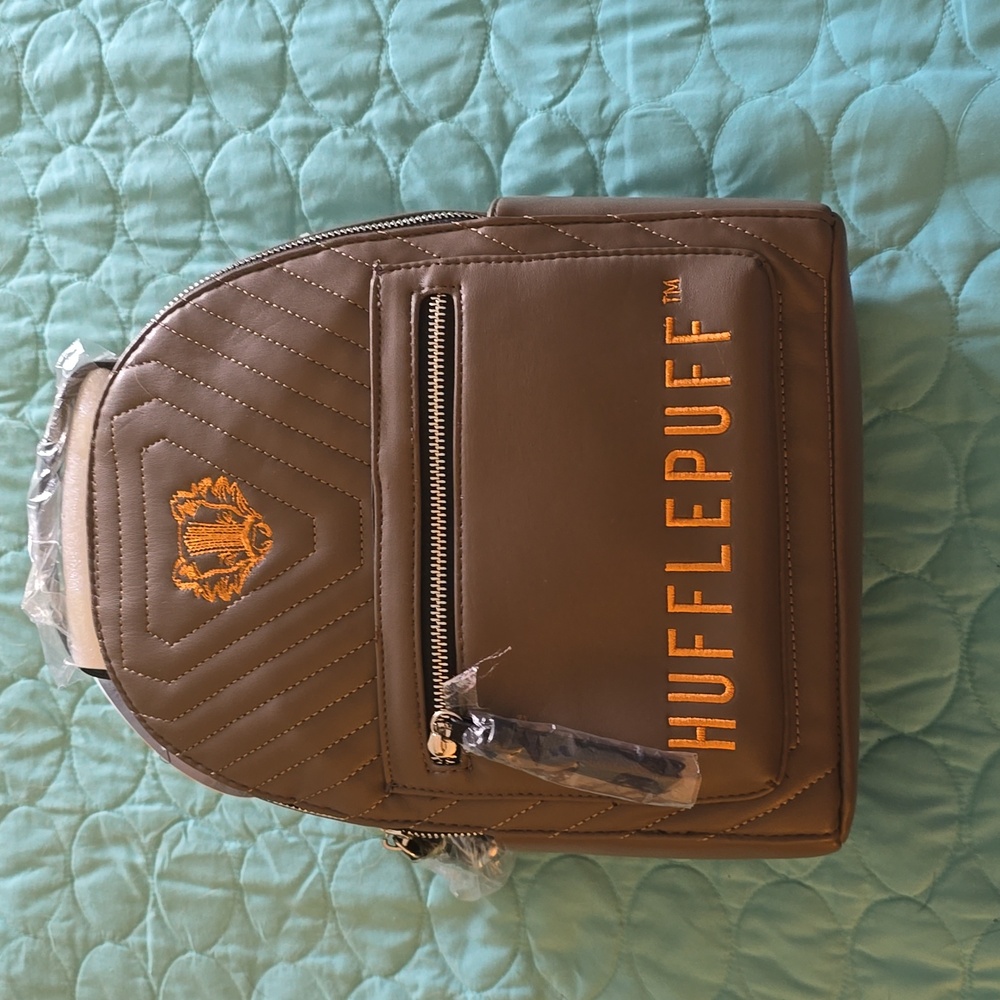 HARRY POTTER HUFFLEPUFF BACKPACK